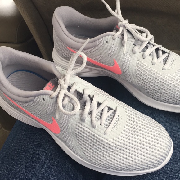 Nike Shoes - Gray and Pink Nike’s